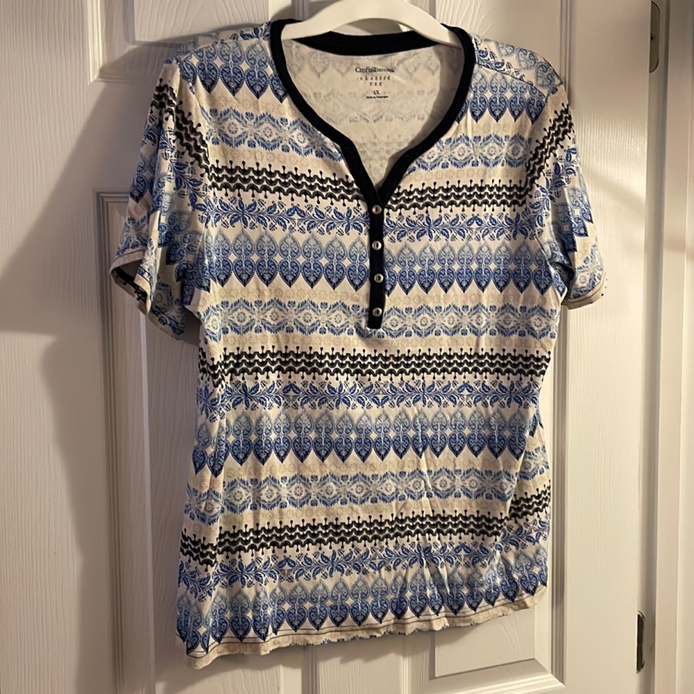 Classic patterned tee